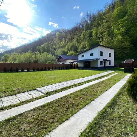 Gura Rastii Tatil Evi