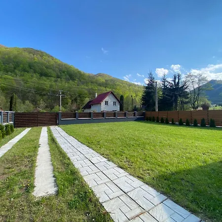 Gura Rastii Holiday home *